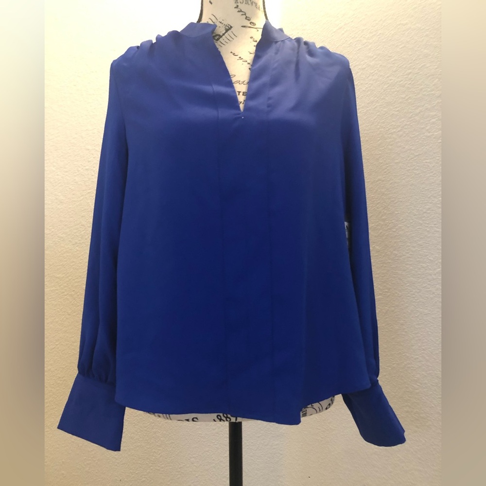 Vince Camuto Sapphire Blue Top S